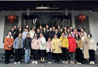 以箔为墨绘芳华  烁金流光颂巾帼 ——江西科技出版社开展“三八”国际妇女节主题活动